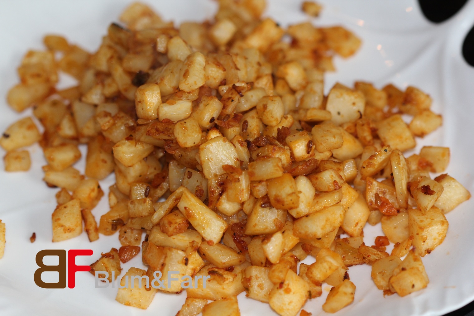 Knollensellerie Im Ganzen Mit Oliven-gremolata